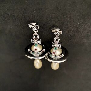 Elegant Silver and Pearl Drop Earrings